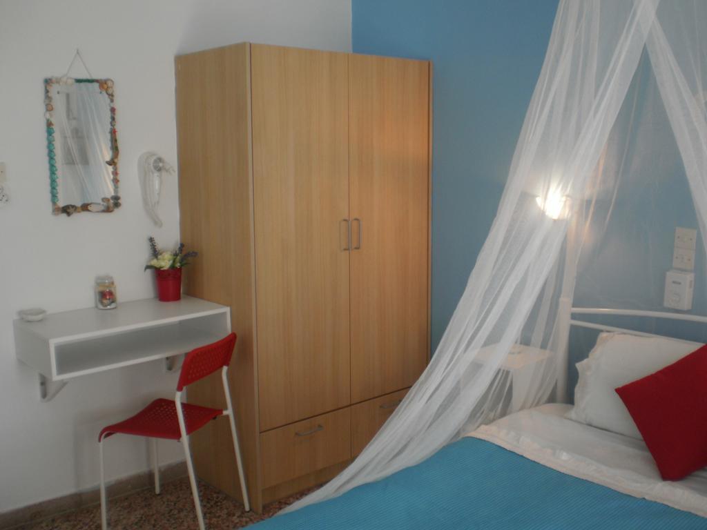 Appartement Sunrise Flora à Agia Marina  Extérieur photo